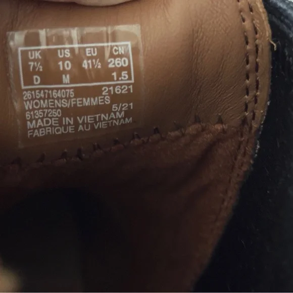 Clarks Women’s Arlo Chelsea Boots Suede Leather Size 10 Pull On - Picture 11 of 13